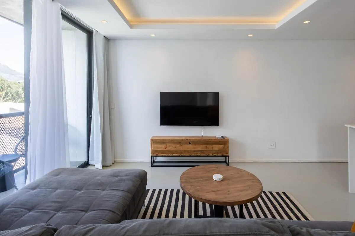 Woodstock Retreat Mountain Views Apartment Cape Town